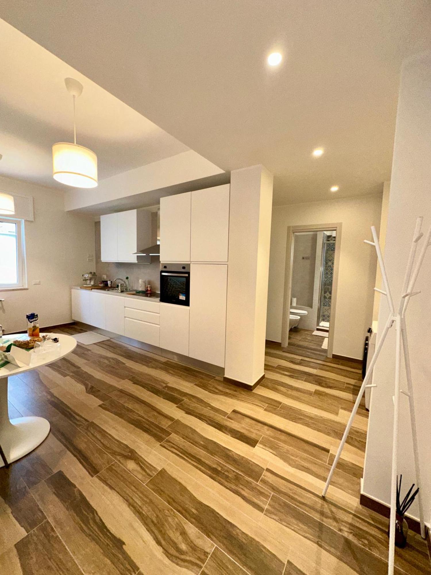 Rainbow Luxury Home Bari - Sea View מראה חיצוני תמונה
