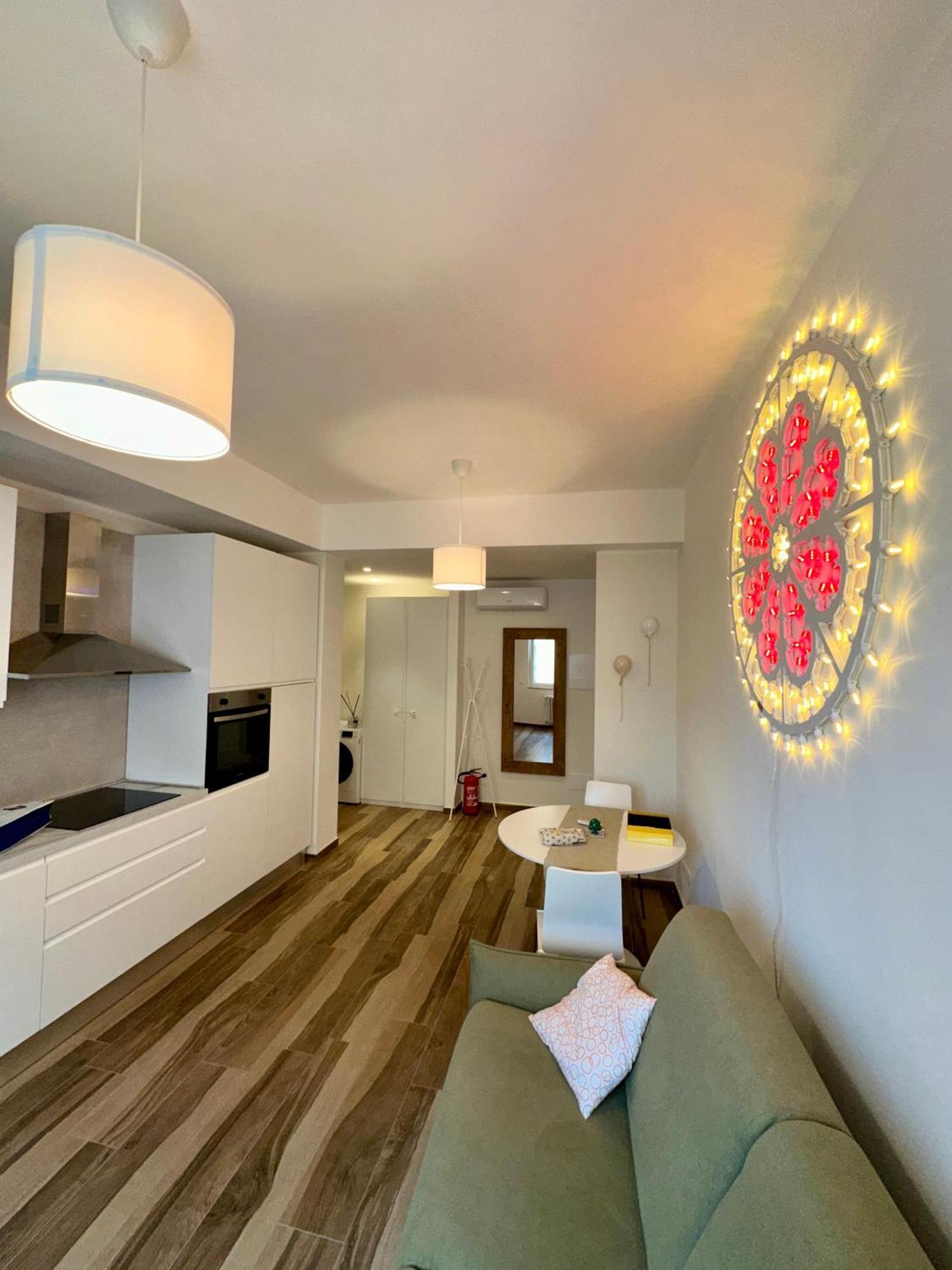 Rainbow Luxury Home Bari - Sea View מראה חיצוני תמונה
