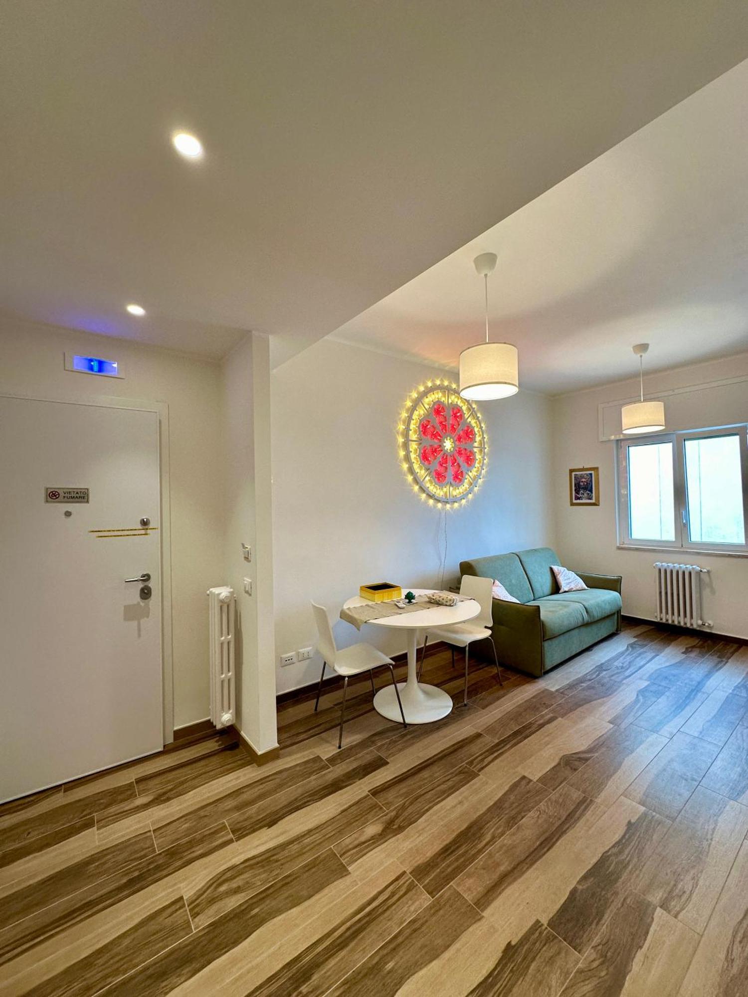 Rainbow Luxury Home Bari - Sea View מראה חיצוני תמונה